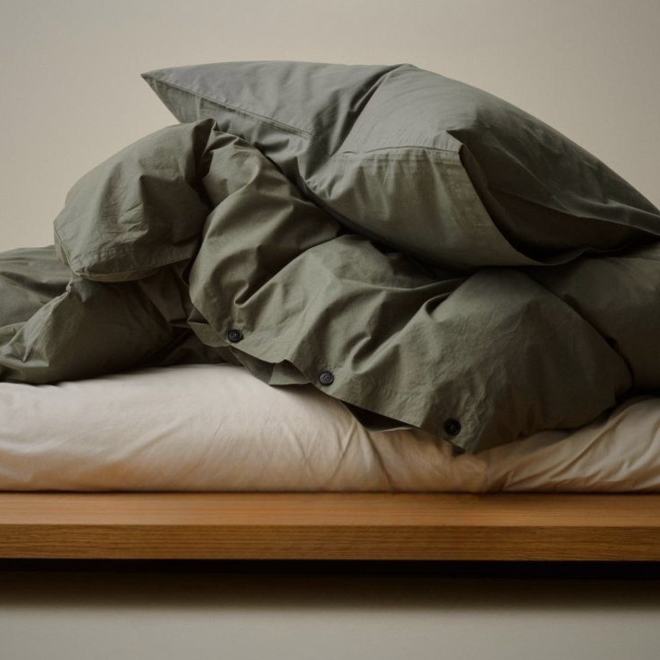 The Forgotten Art of Herbal Dyeing: Reviving Ancient Textile Wisdom